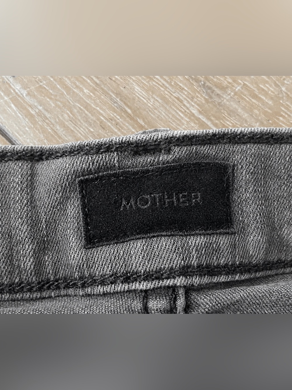 MOTHER Wrapper Patch Springy Ankle Gray Denim Jogger Jeans Size 25 - Picture 7 of 11
